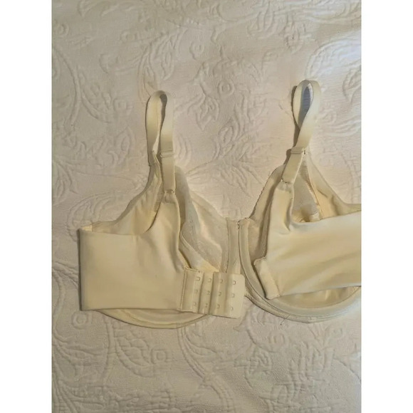 Lilyette Beige Enchantment Lace Full-Coverage Minimizer Bra Size 34DD - Picture 3 of 6